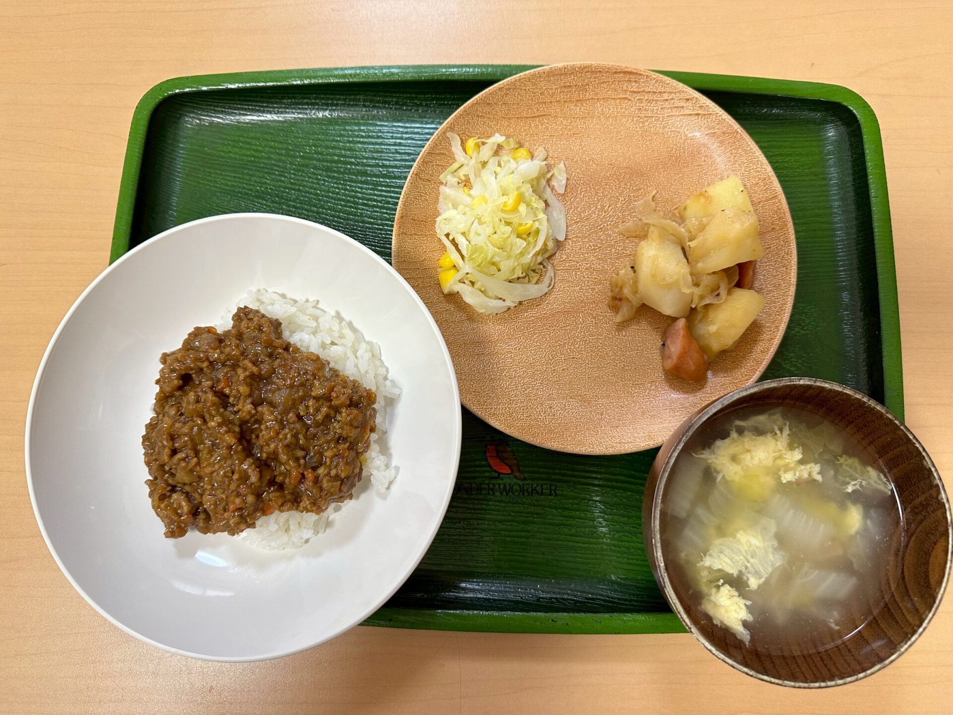 A47BA3B7-5D7F-4CEB-AC0C-5276D32A1B0E